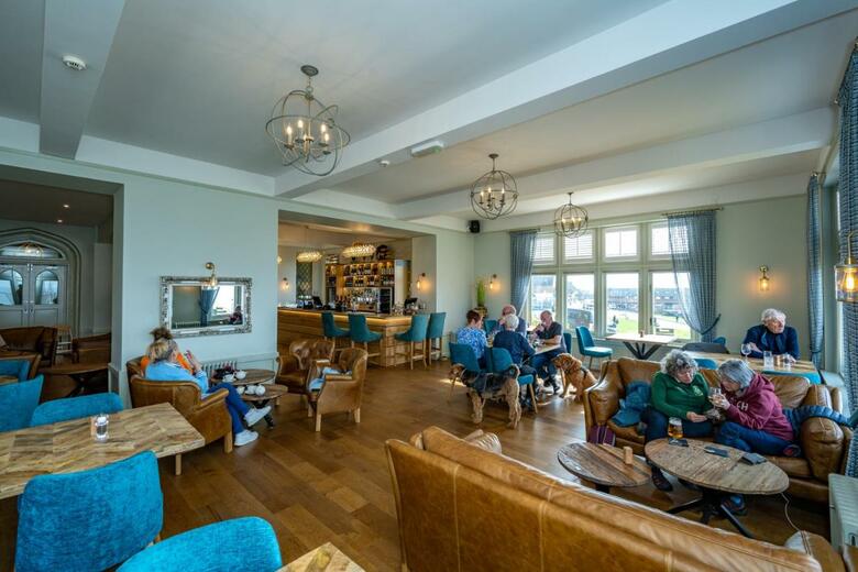 The Golden Lion Hotel