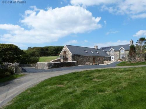 Holiday Home Cow House