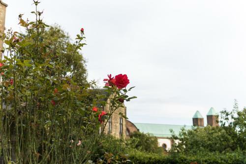 Mirfield Monastery B&B