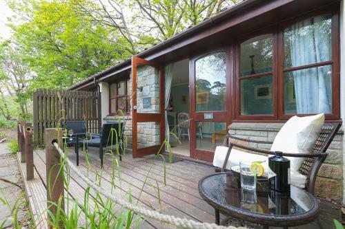 Cosy Woodland Home