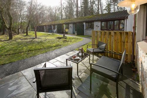 Cosy Woodland Home