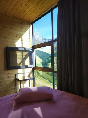 Hostal Fifth Season