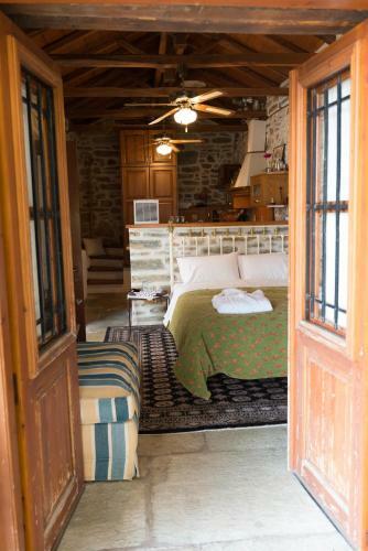 Hostal Vogiatzopoulou Guesthouse