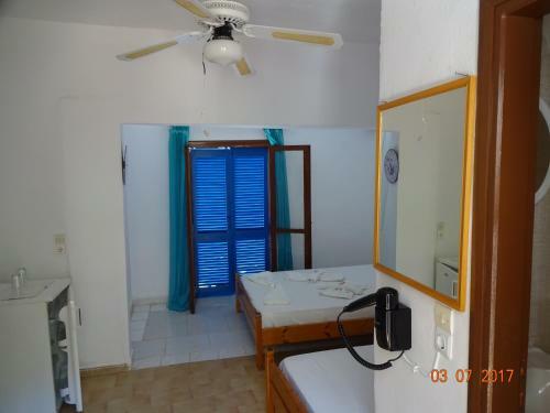 Hostal Scirocco Rooms
