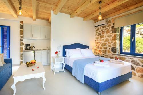 Molos Apartments