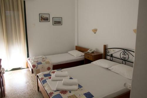 Hostal Anixis Hotel