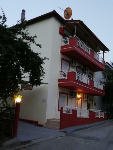 Grande Apartments