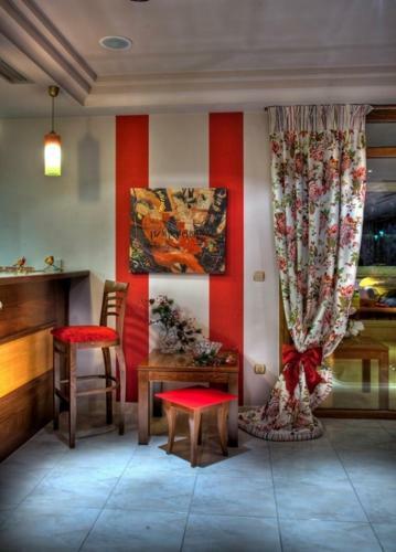 Dryades Hotel