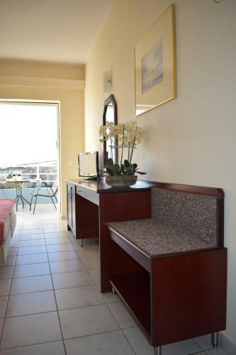 Dionisos Hotel