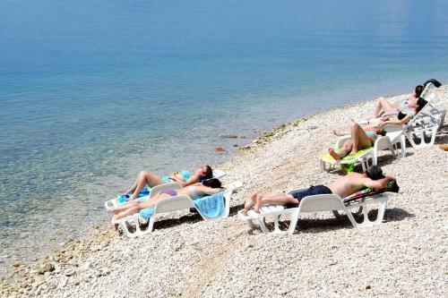 Apartments By The Sea Igrane, Makarska - 2680