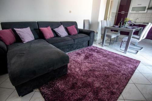 Apartments By The Sea Necujam, Solta - 11090