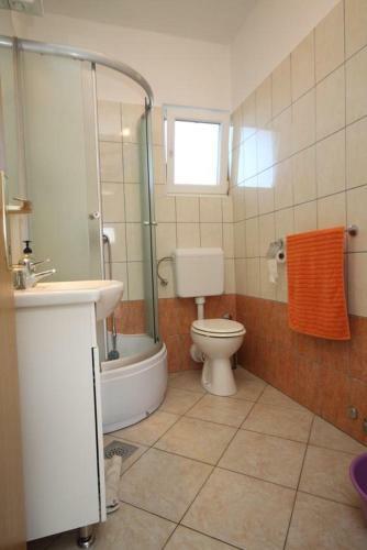 Apartments By The Sea Necujam, Solta - 8647