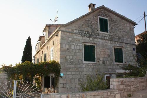 Apartments By The Sea Maslinica, Solta - 5216