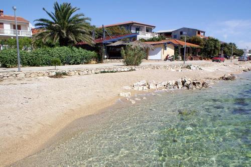 Apartments With A Parking Space Mandre, Pag - 12409
