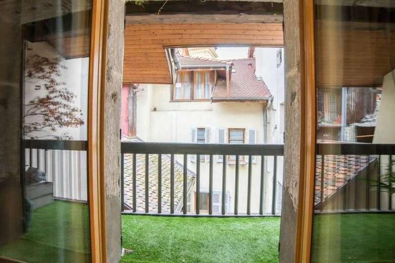 Boudoir Old Town Triplex Apartment