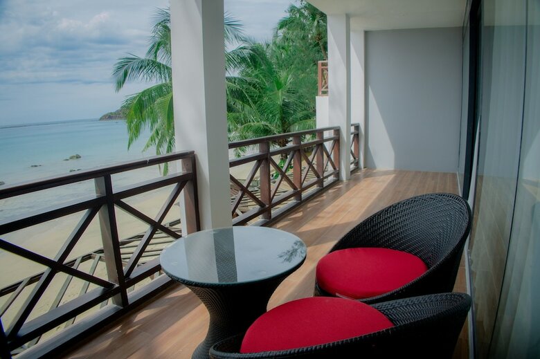 Bt Bay Hotel Ngapali