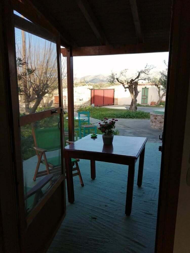 Apartamentos Megris Country Houses