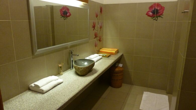 Hotel Rumah Kita