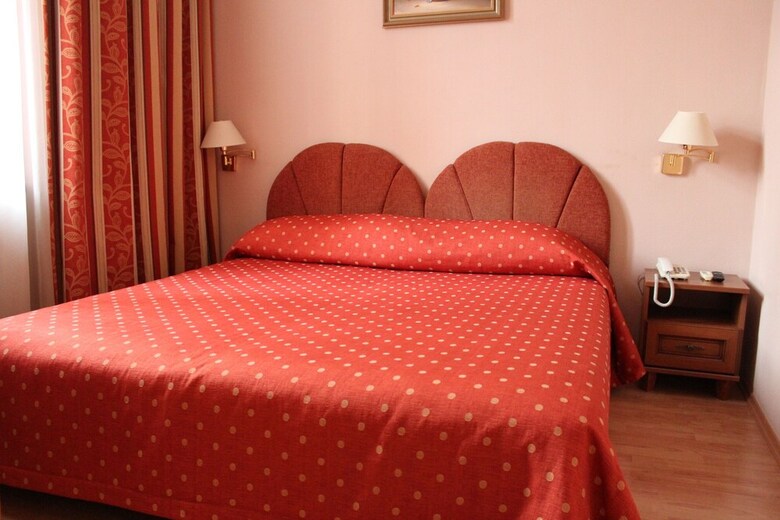 Domus Hotel -1