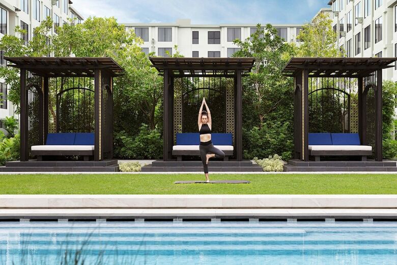Hotel Four Points By Sheraton Phuket Patong Beach Resort
