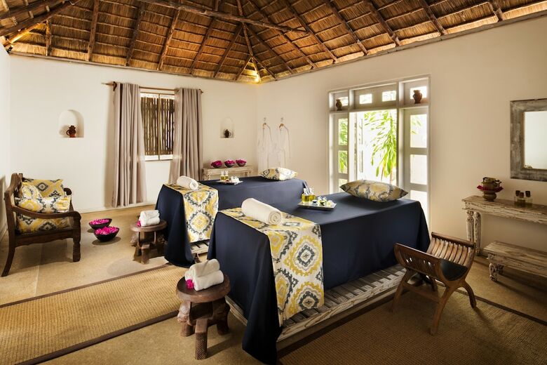 Hotel The Aiyana Resort & Spa