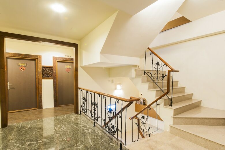 Bed & Breakfast Seasons Bali Fashion Inn