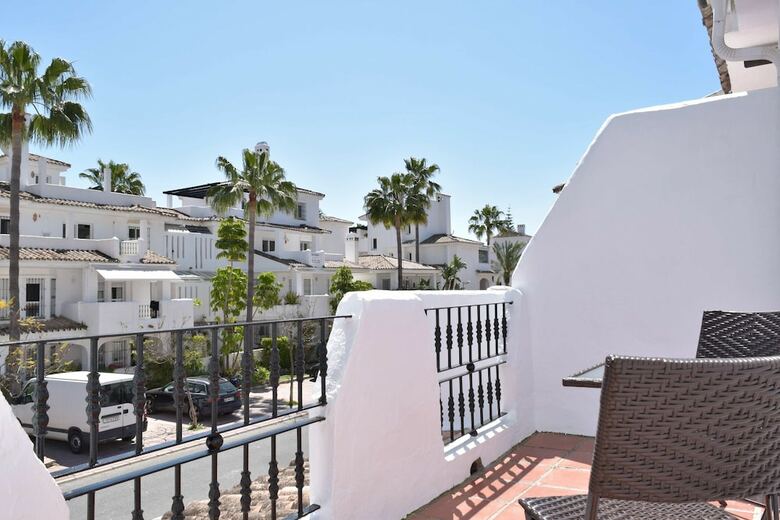 Apartamentos Y Casas Serinamar Marbella