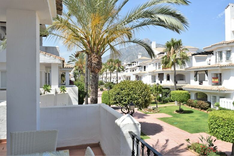 Apartamentos Y Casas Serinamar Marbella
