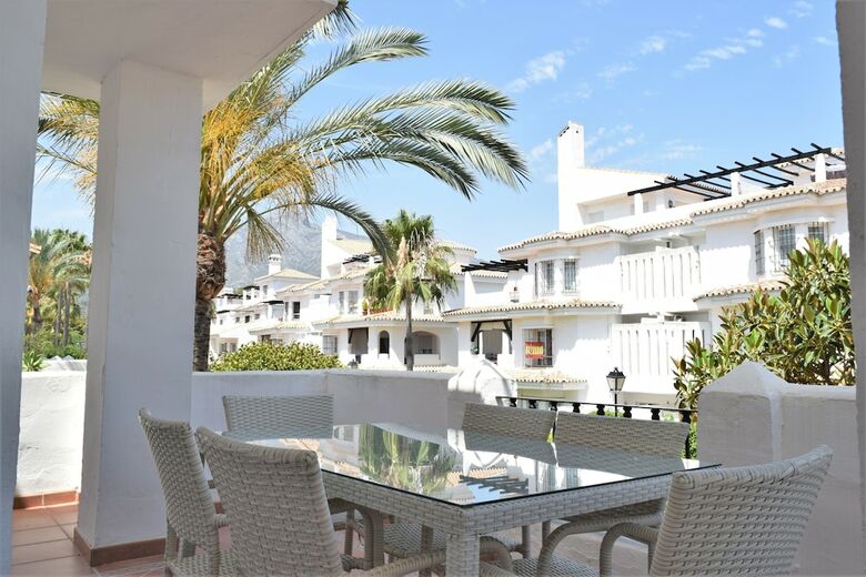Apartamentos Y Casas Serinamar Marbella
