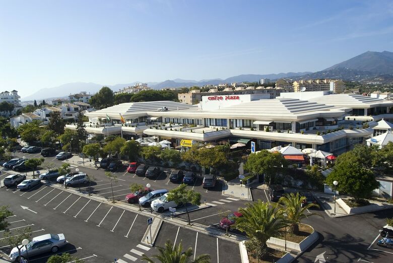 Apartamentos Y Casas Serinamar Marbella