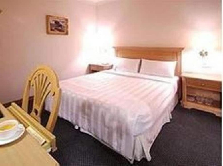 Cambridge Yang Kang Hotel