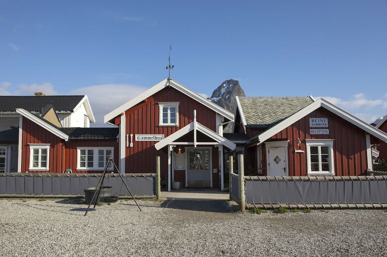 Reine Rorbuer - By Classic Norway Hotels