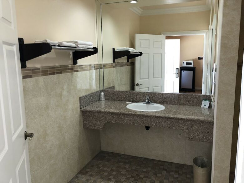 Regency Motel Of Brea