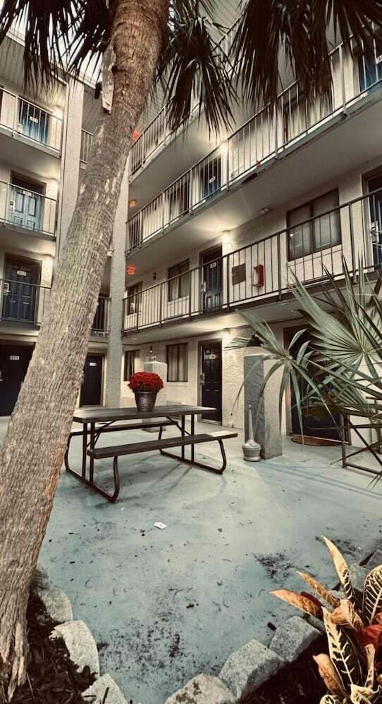 Motel 6 Tallahassee West