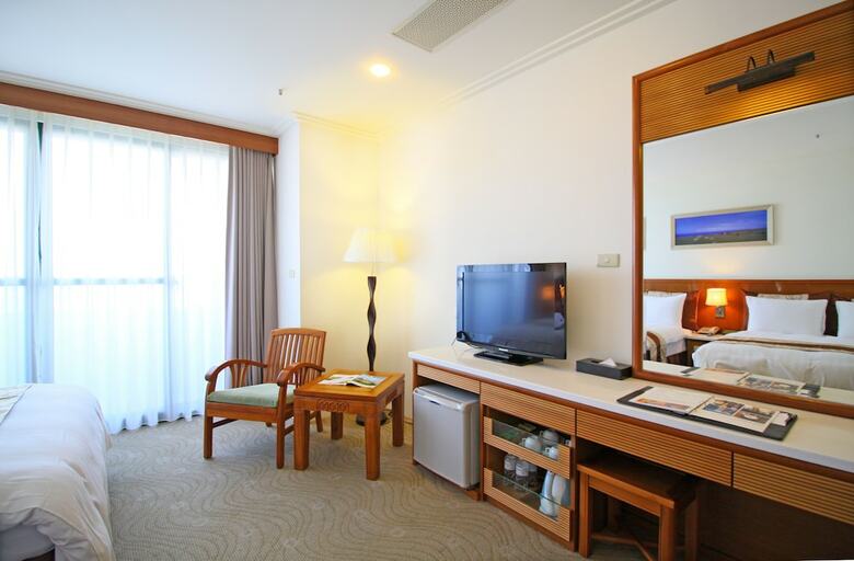 Yaling Hotel