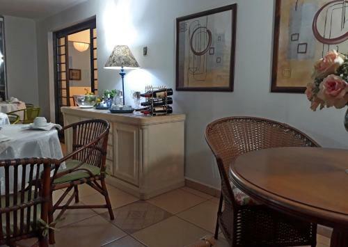 Hostal Hotel Pousada Oasis Park