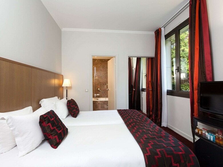 La Residence Du Roy Paris Champs Elysees By Accor