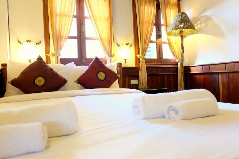 Hotel Phousi Guesthouse