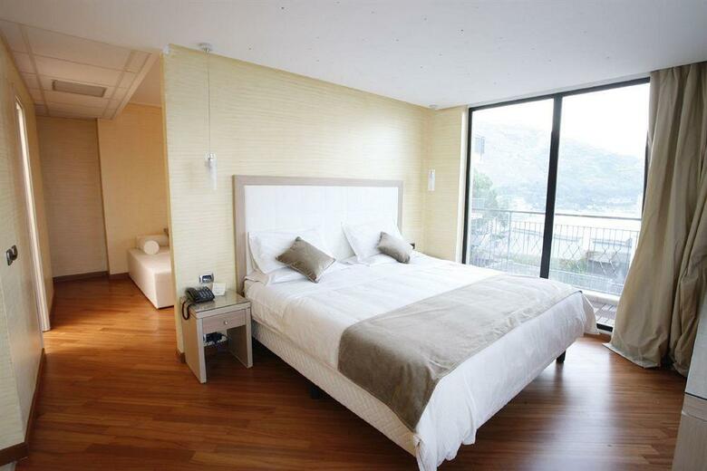 Hotel Villa Esperia