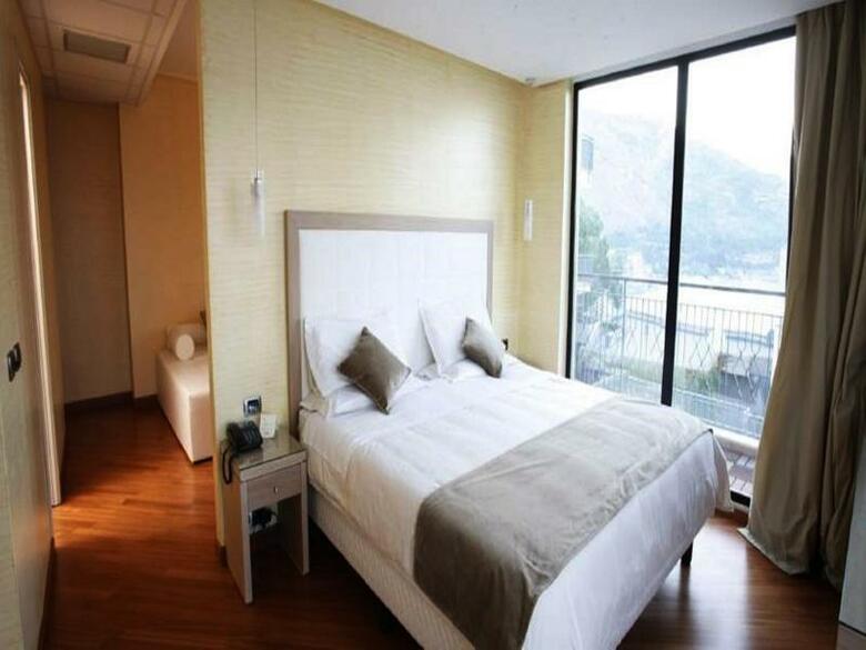 Hotel Villa Esperia