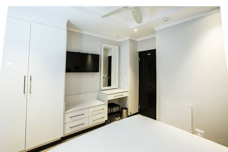Westay Max Apartments