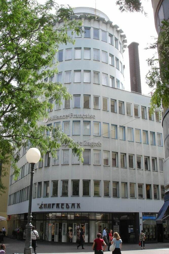 Apartamentos Angel Main Square