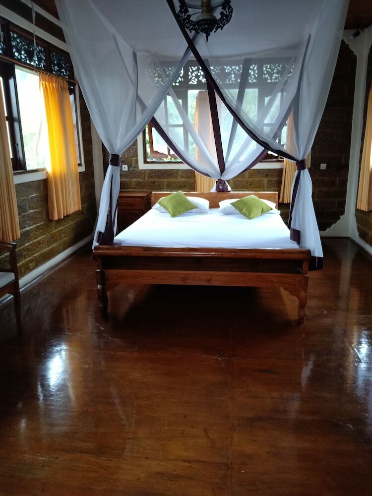 Mahalini Villas
