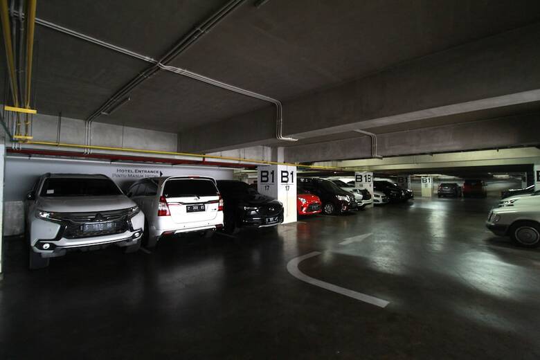 Hotel Golden Tulip Legacy Surabaya