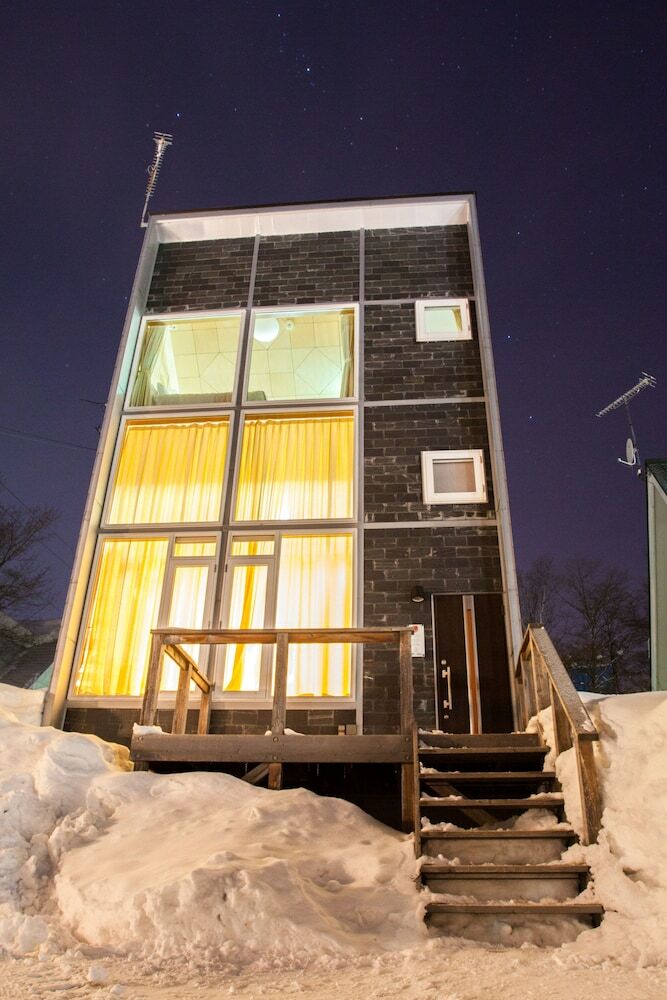 Yotei Cottage
