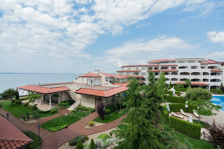 Aparthotel Casa Real Resort