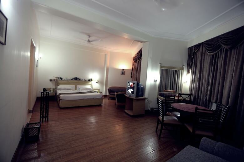 Hotel Devi Grand