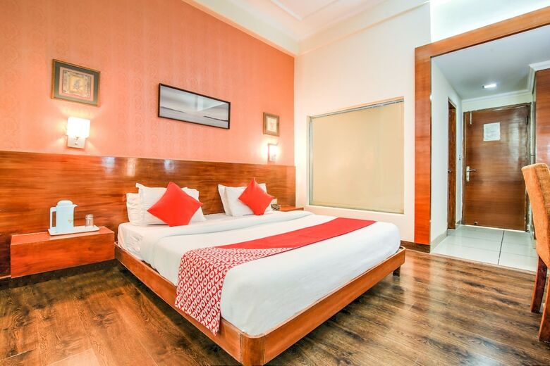 Hotel Devi Grand