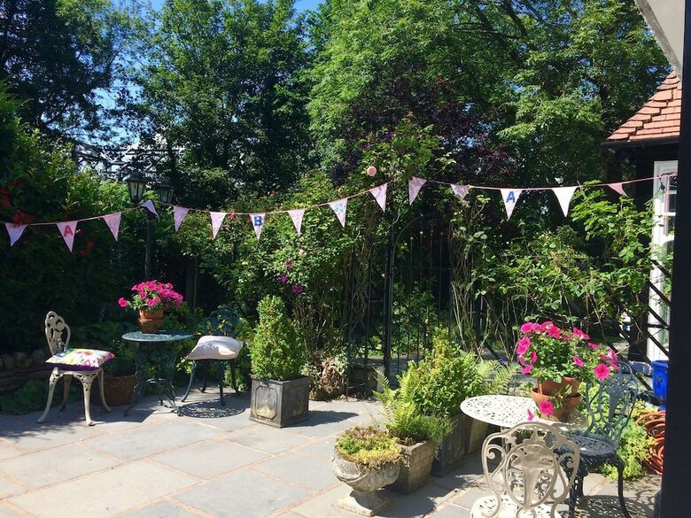 Hotel Storrs Gate House