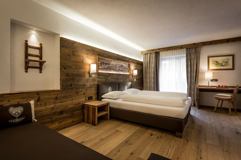 Hotel Diana